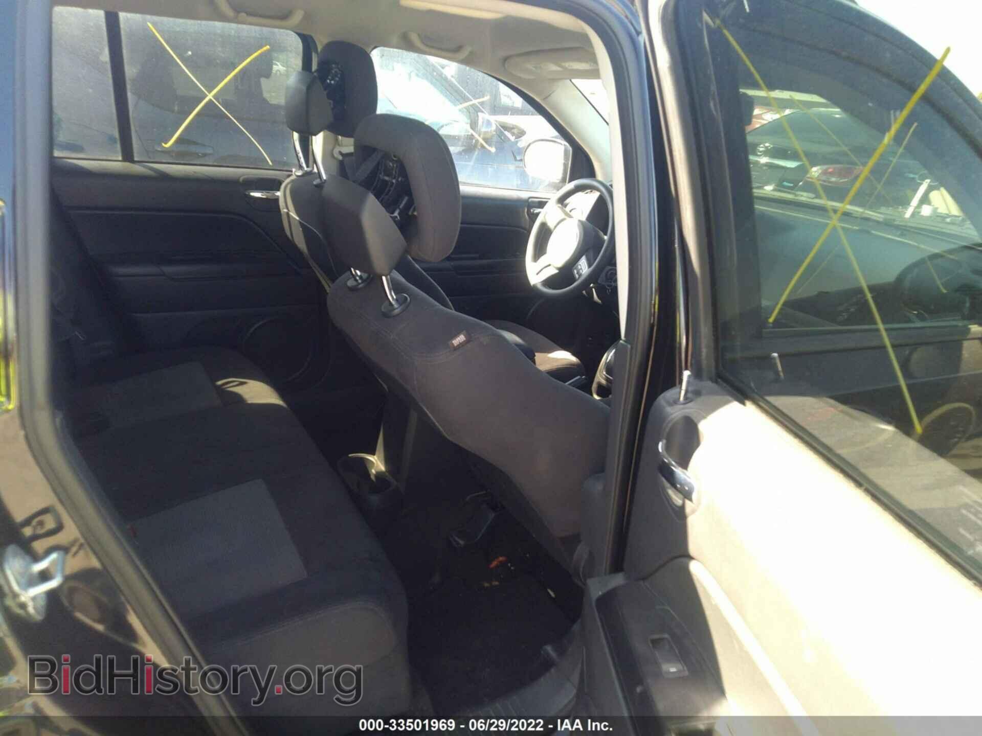 2016 JEEP COMPASS - VIN: 1C4NJCBA7GD666351 - Фото 8