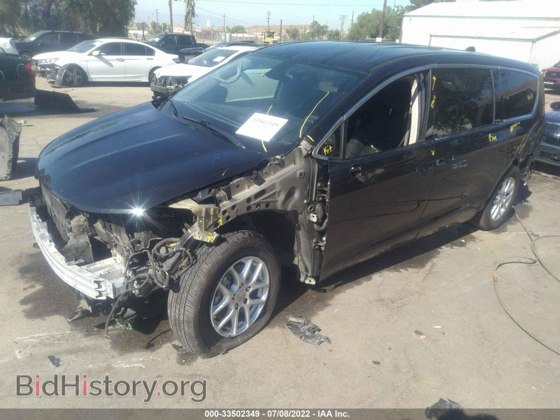 2017 CHRYSLER PACIFICA - VIN: 2C4RC1CG1HR840397 - Photo 2