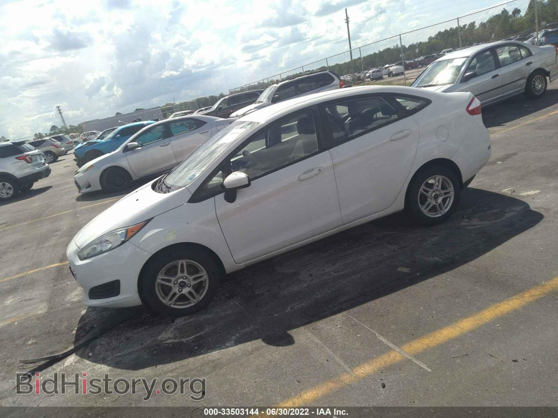 2017 FORD FIESTA - VIN: 3FADP4BJXHM158564 - Фото 2
