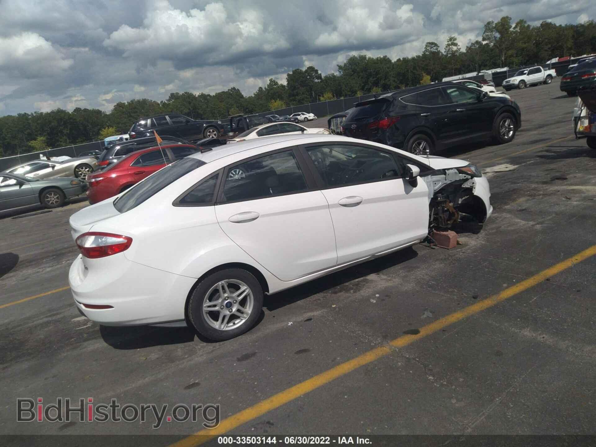 2017 FORD FIESTA - VIN: 3FADP4BJXHM158564 - Фото 4
