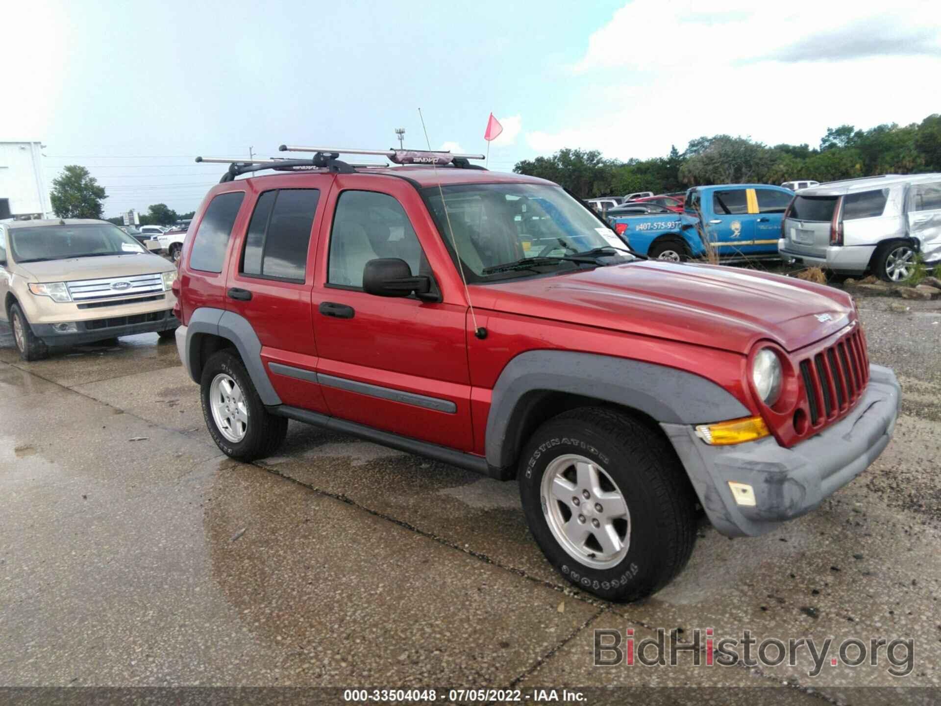 Photo 1J8GL48K96W116119 - JEEP LIBERTY 2006