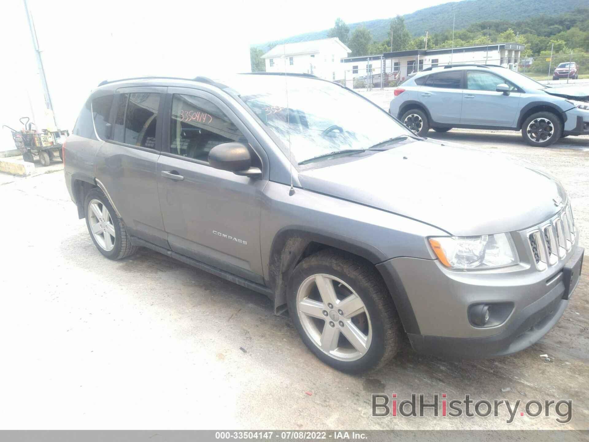 Photo 1J4NF5FB9BD250725 - JEEP COMPASS 2011