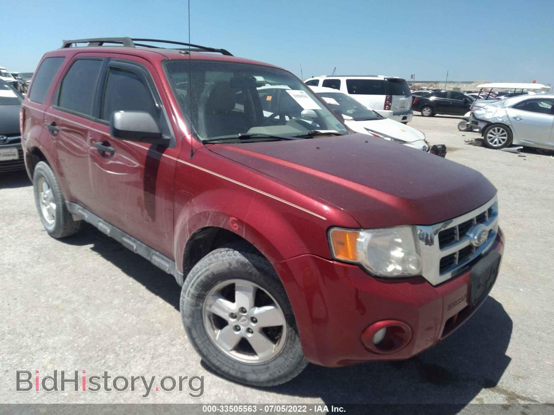 Фотография 1FMCU0D73AKD37725 - FORD ESCAPE 2010