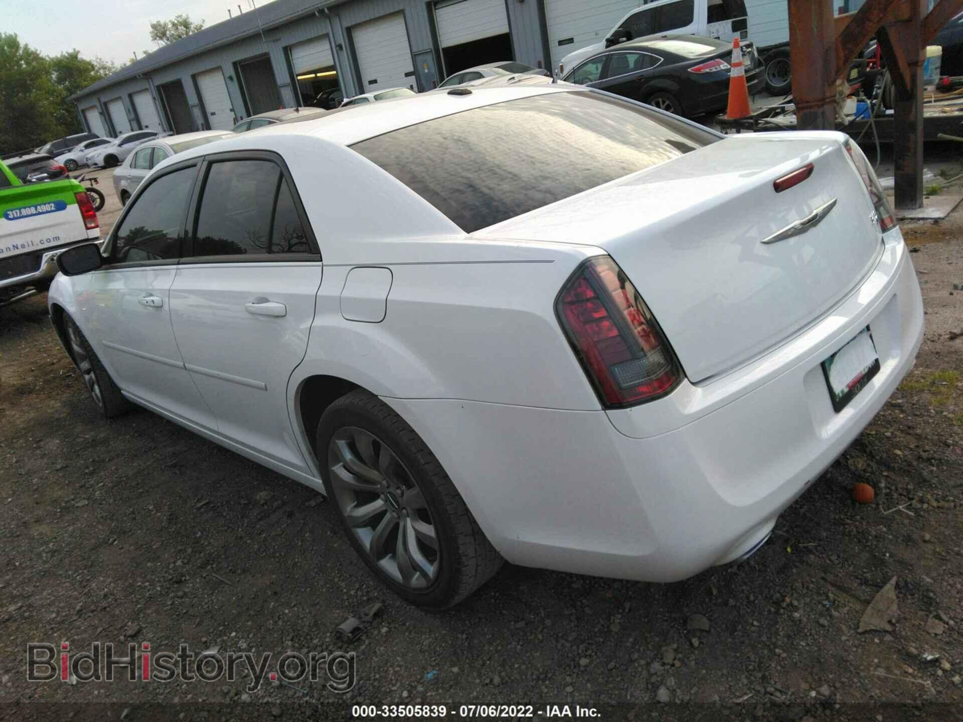 2014 CHRYSLER 300 - VIN: 2C3CCABG7EH355520 - Фото 3