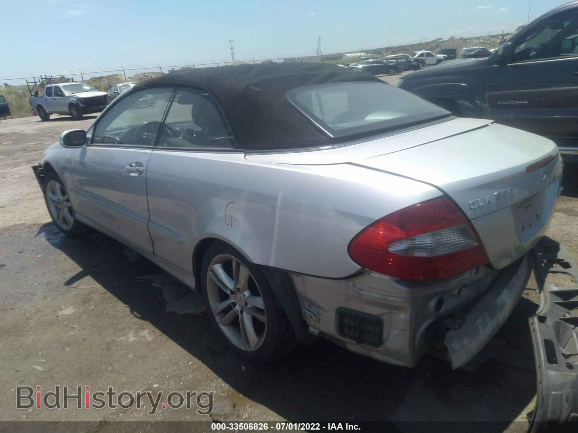 2008 MERCEDES-BENZ CLK-CLASS - VIN: WDBTK56F68F244615 - Фото 3