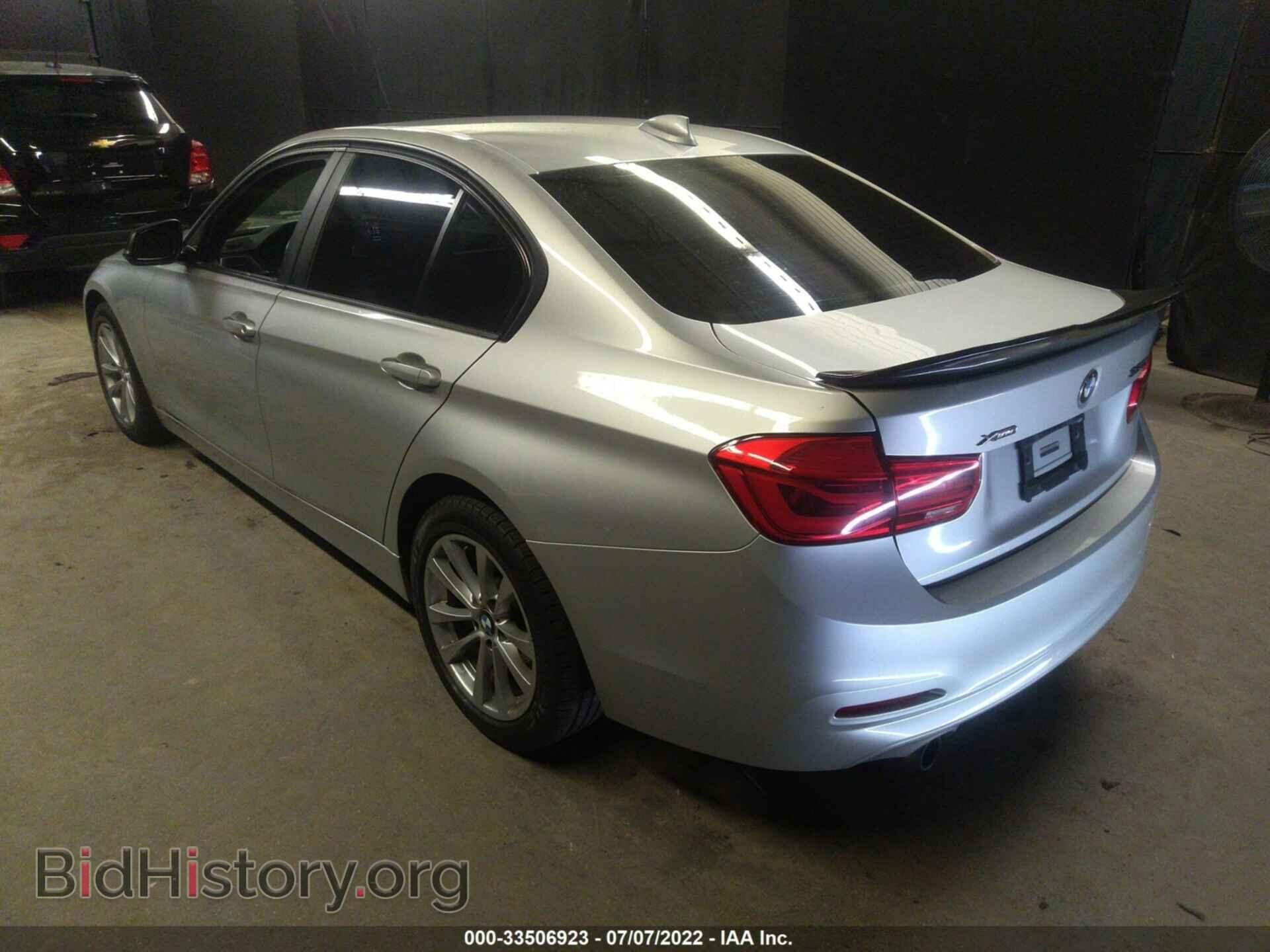 2016 BMW 3 SERIES - VIN: WBA8E5G55GNU20656 - Фото 3