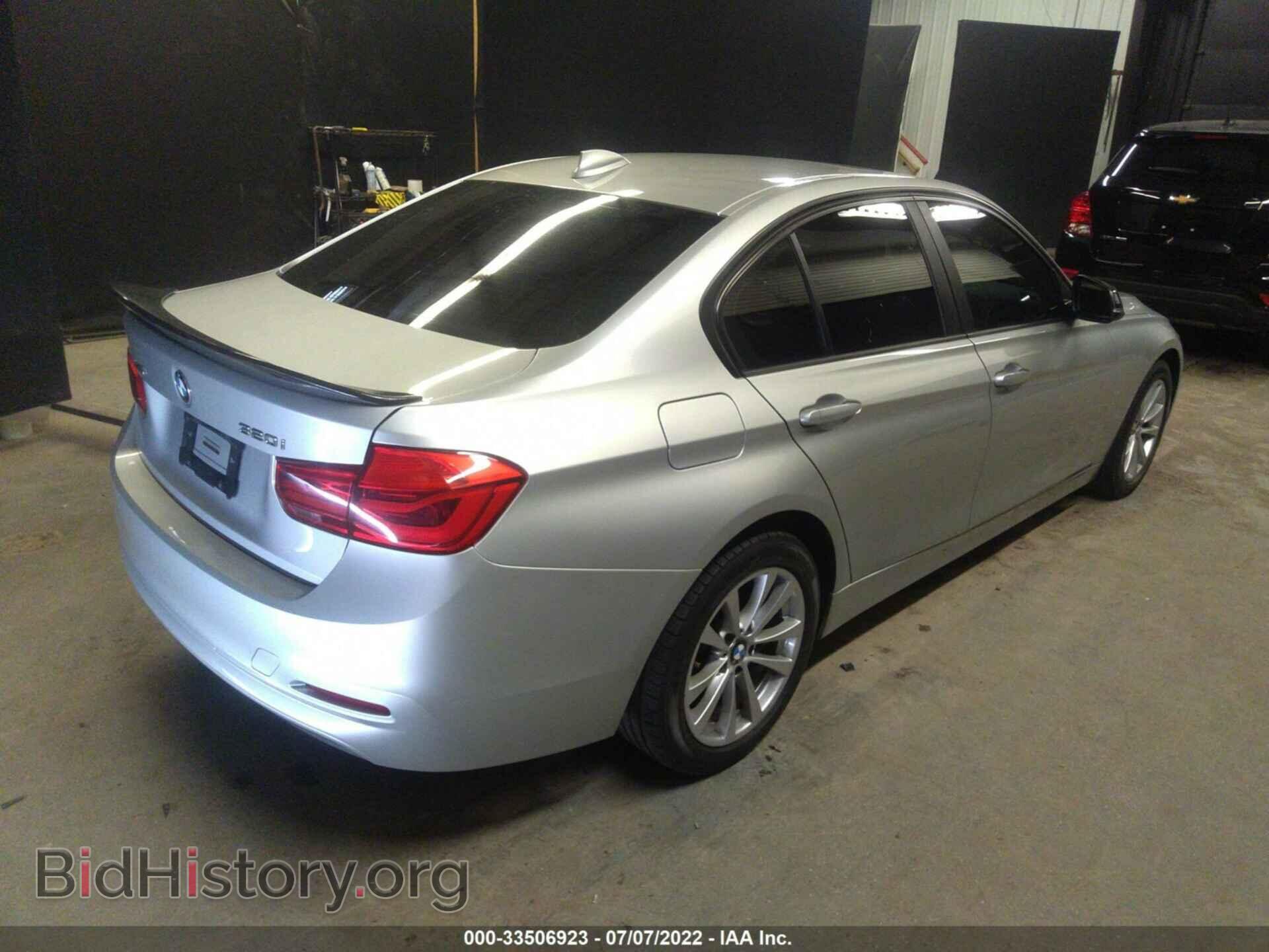 2016 BMW 3 SERIES - VIN: WBA8E5G55GNU20656 - Фото 4