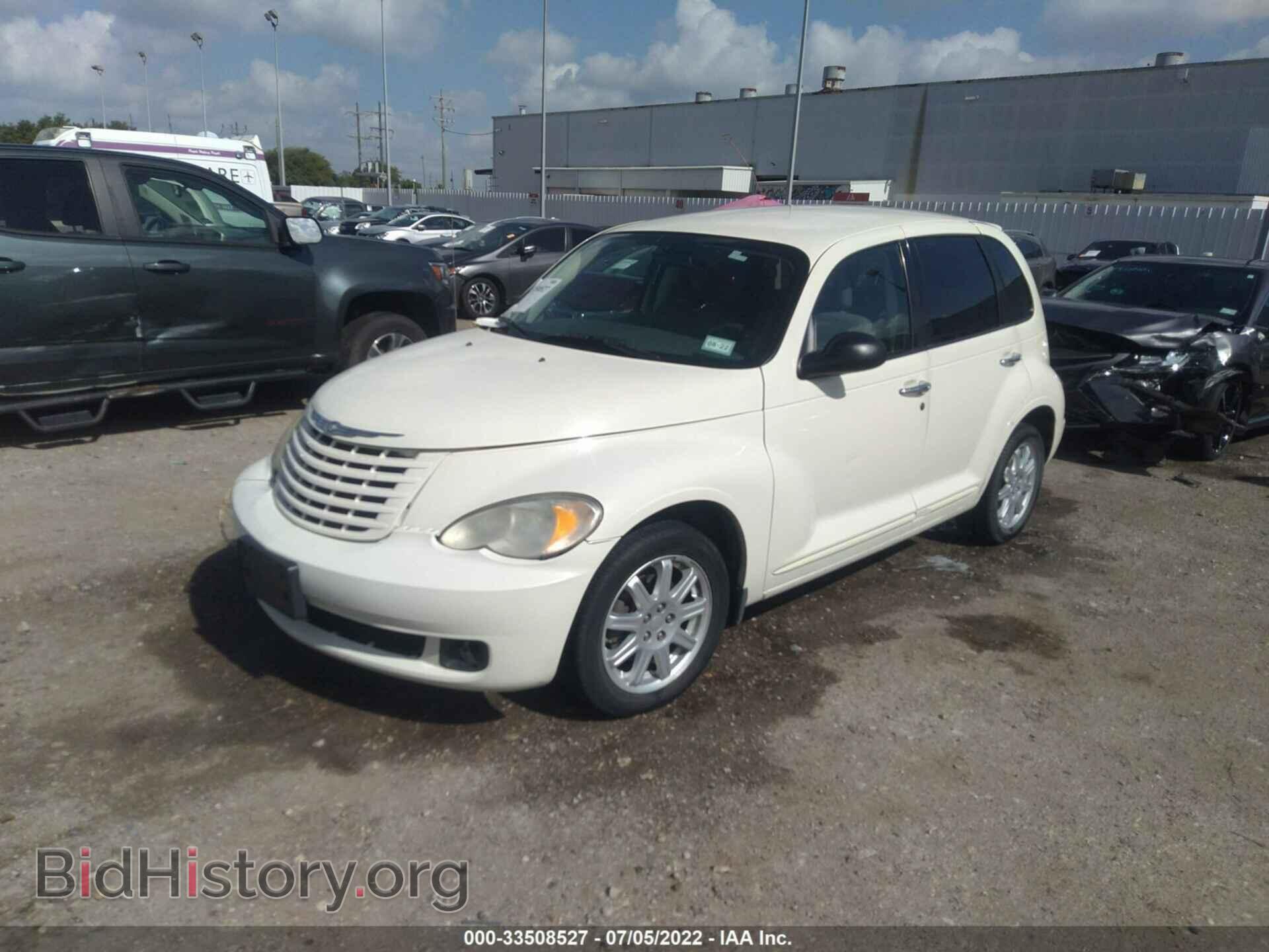 2008 CHRYSLER PT CRUISER - VIN: 3A8FY58B18T111136 - Фото 2