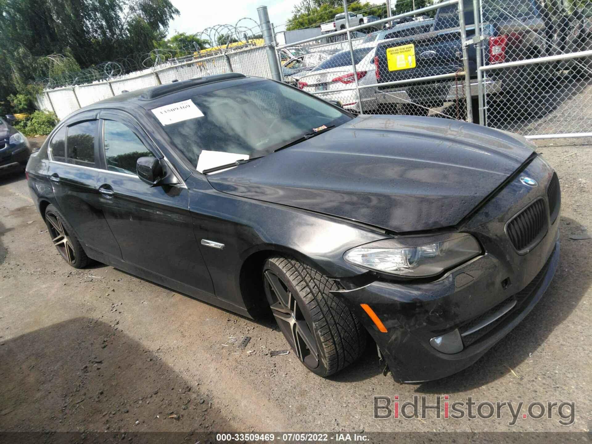 Photo WBAFR1C5XBDS36807 - BMW 5 SERIES 2011