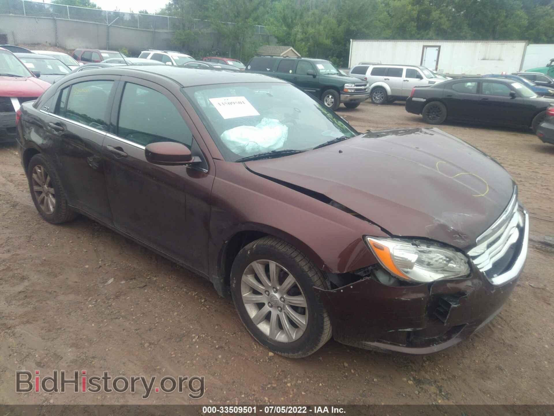 Photo 1C3CCBBB4DN745264 - CHRYSLER 200 2013