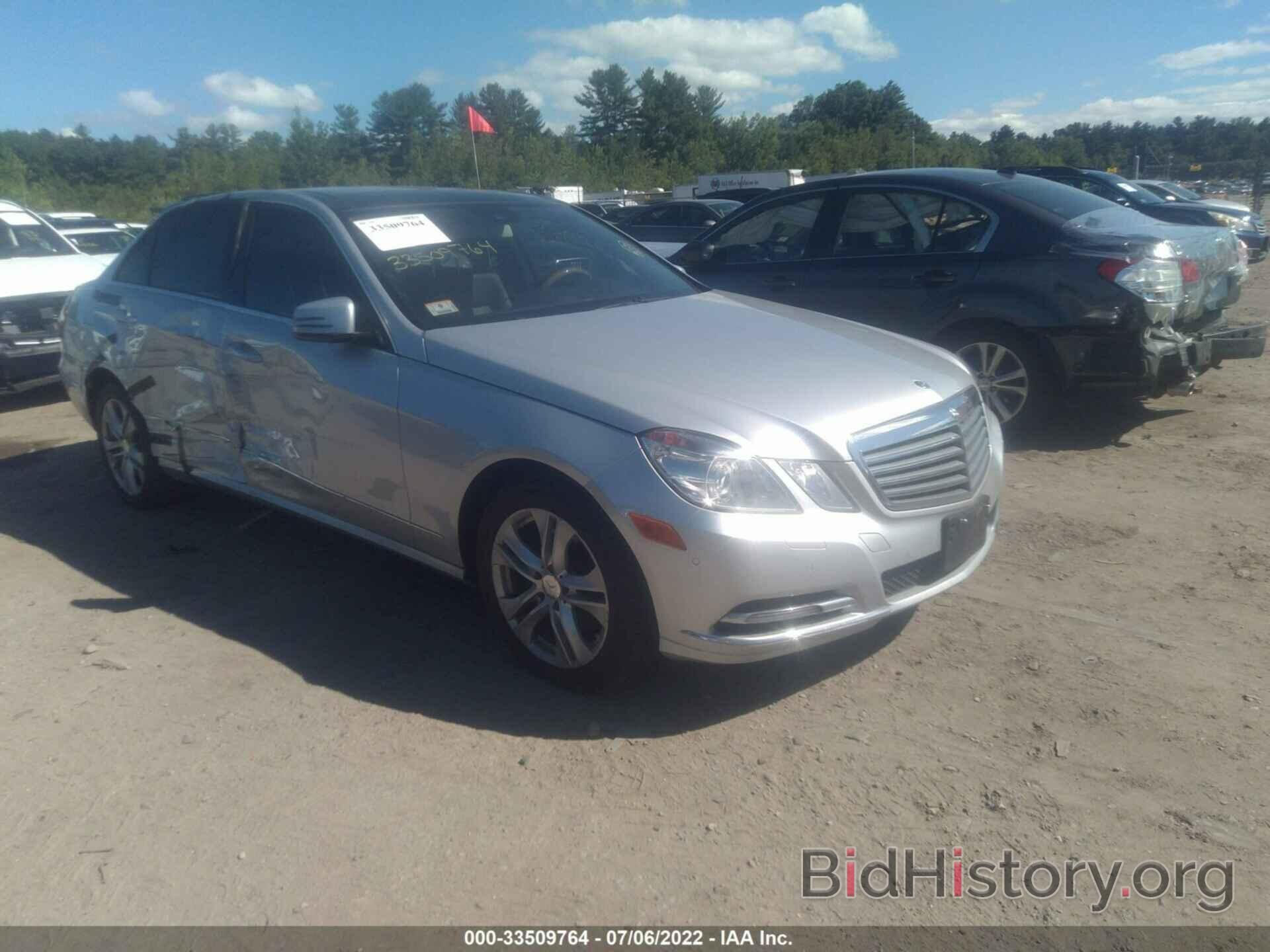 Photo WDDHF8HB4BA341796 - MERCEDES-BENZ E-CLASS 2011