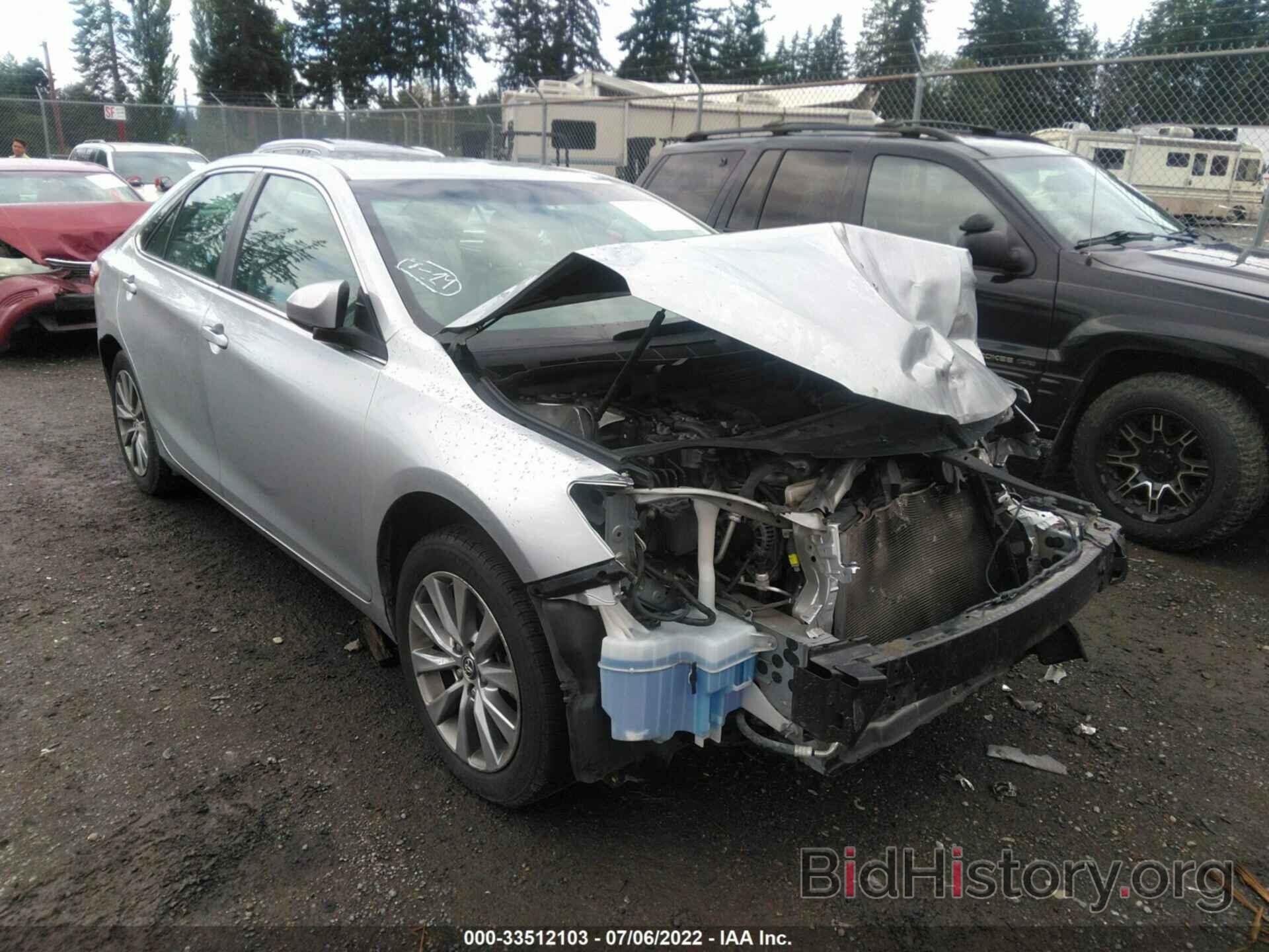 Photo 4T4BF1FK2FR452900 - TOYOTA CAMRY 2015
