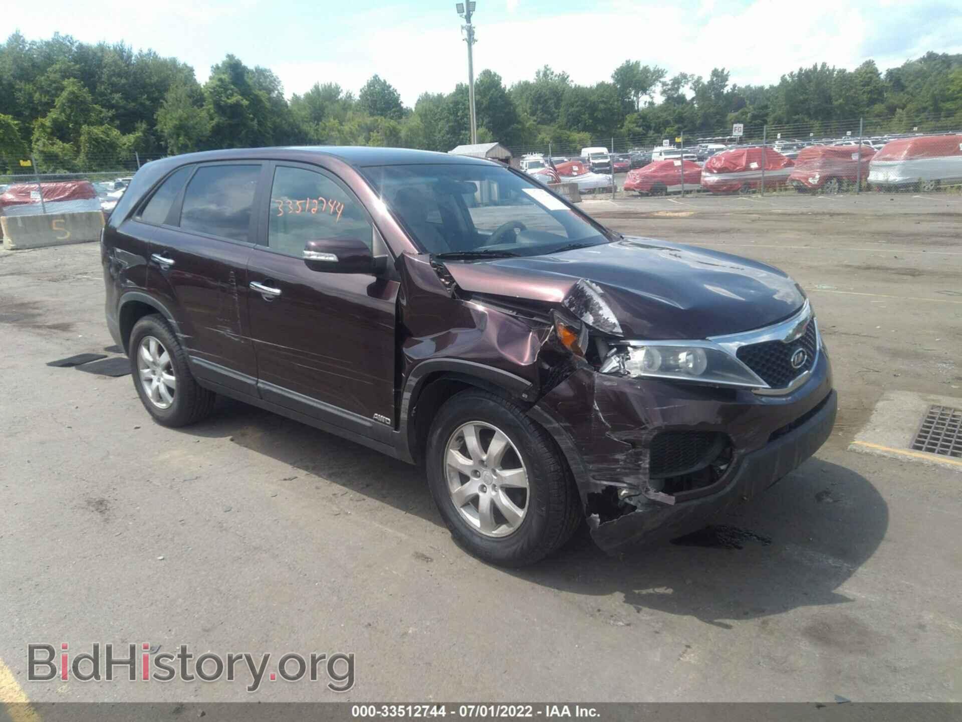 Photo 5XYKTCA15BG135237 - KIA SORENTO 2011