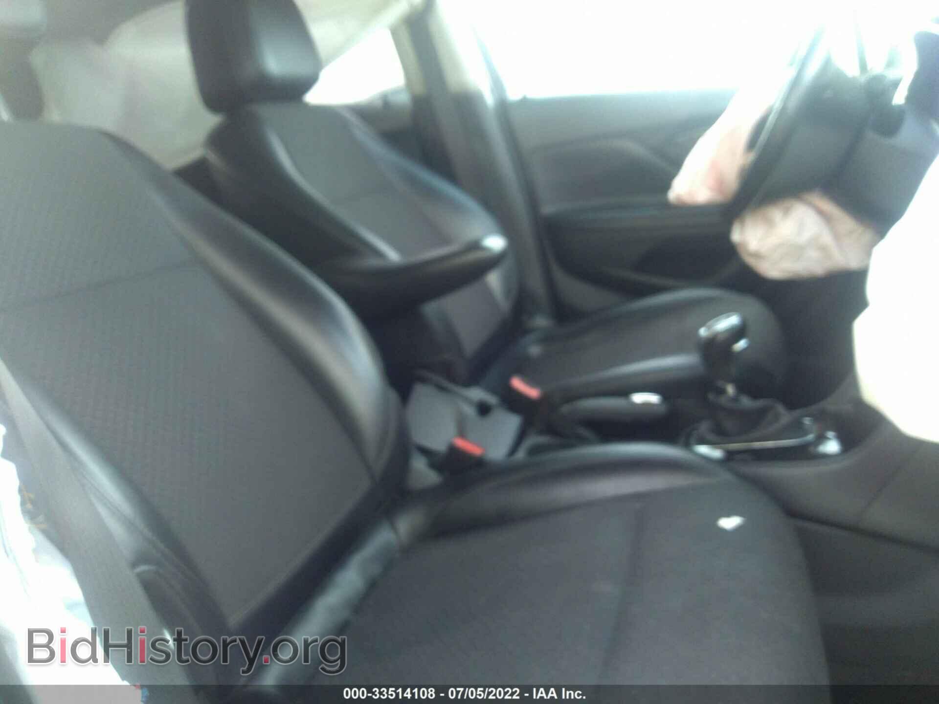 2019 BUICK ENCORE - VIN: KL4CJASB4KB780102 - Photo 5