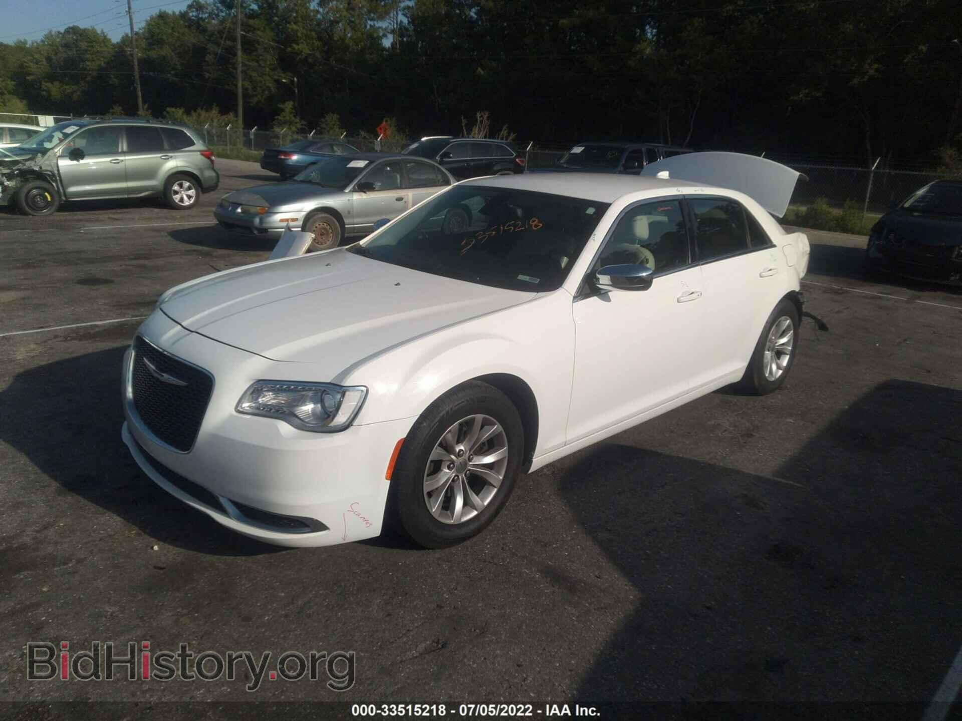 2015 CHRYSLER 300 - VIN: 2C3CCAAG4FH920678 - Фото 2