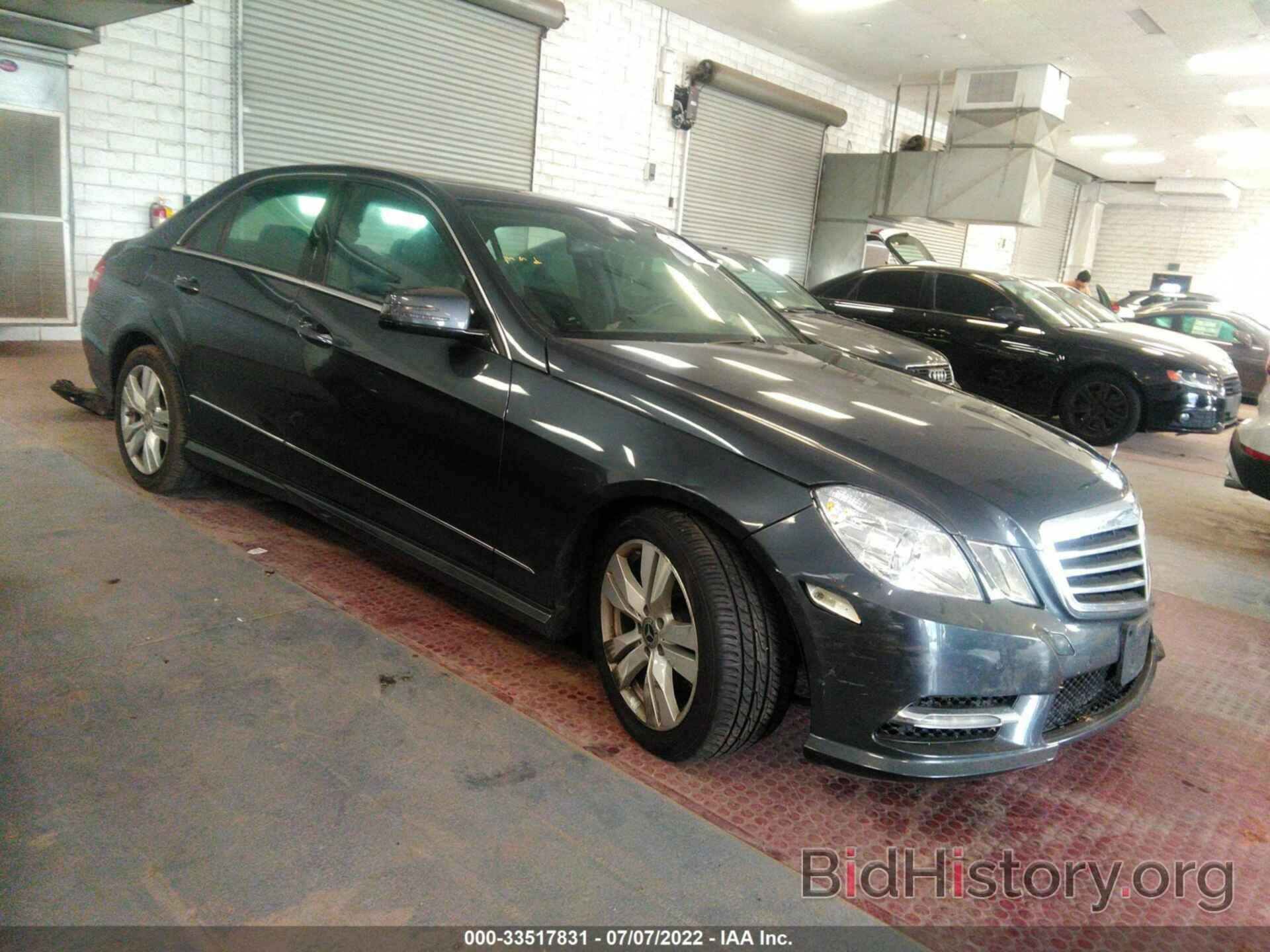 Photo WDDHF5KB2DA678865 - MERCEDES-BENZ E-CLASS 2013