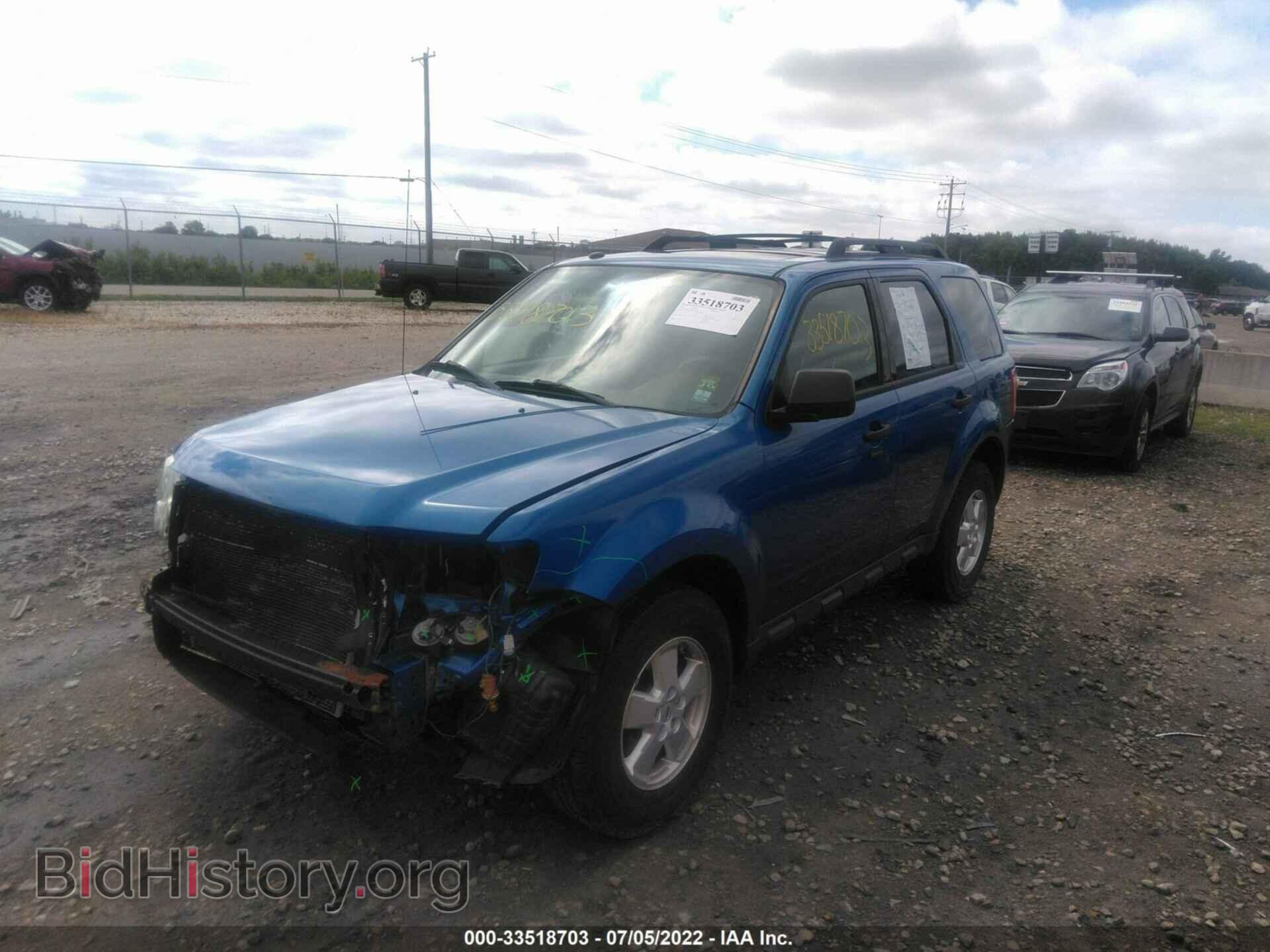 2011 FORD ESCAPE - VIN: 1FMCU0D76BKA79654 - Фото 2