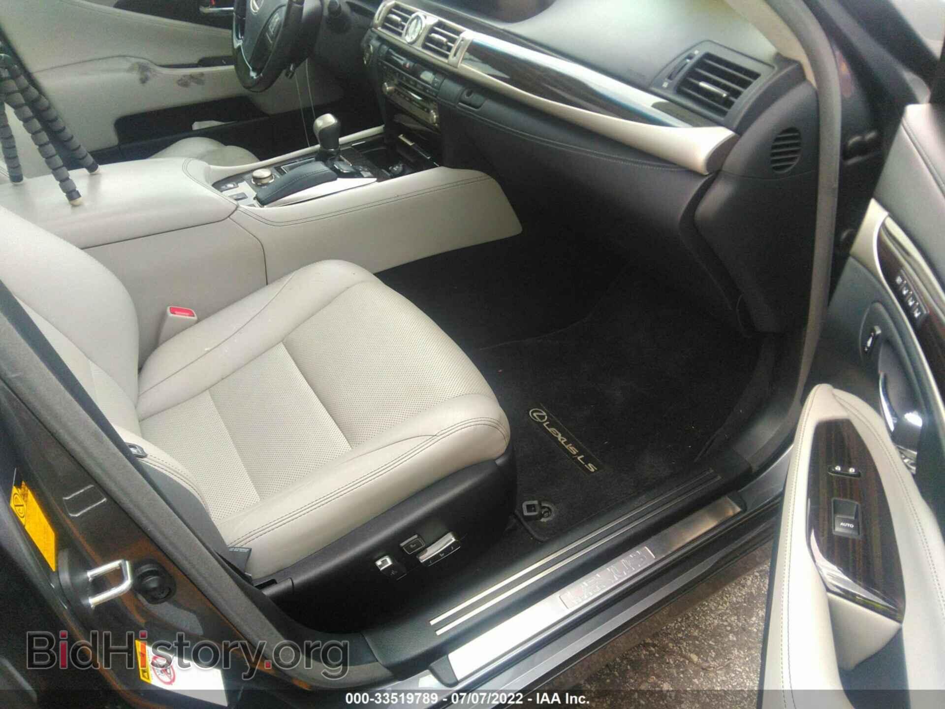 2013 LEXUS LS 460 - VIN: JTHBL5EF8D5118119 - Photo 5