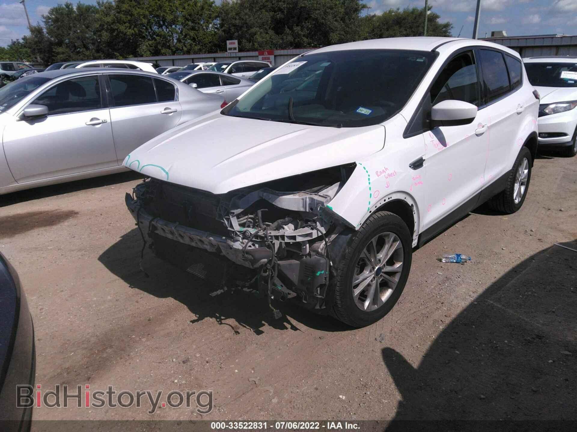 2017 FORD ESCAPE - VIN: 1FMCU0GD1HUC73636 - Photo 2