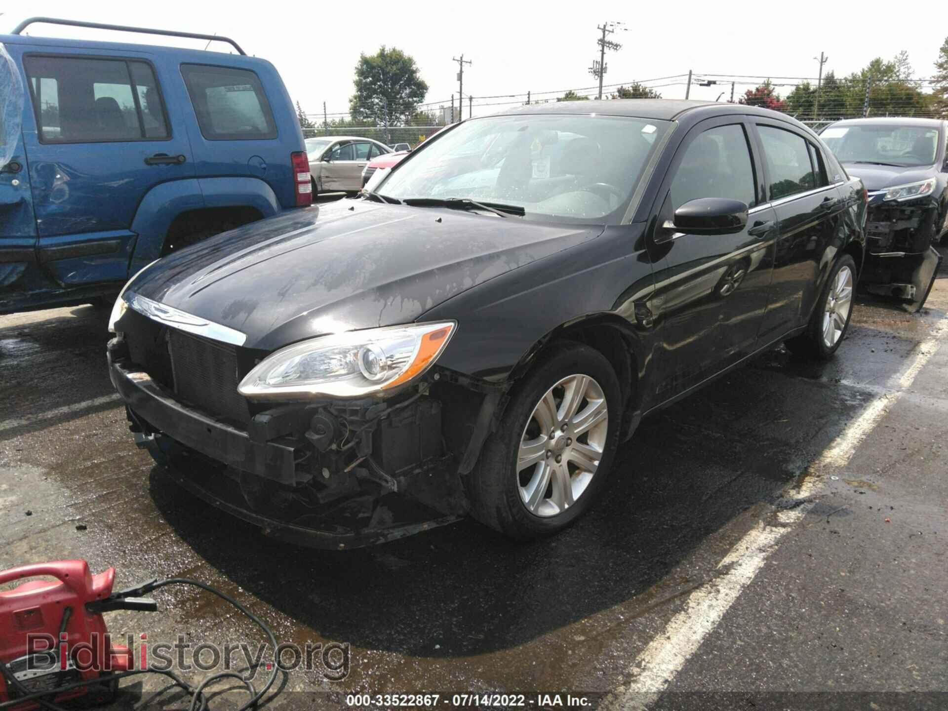 2013 CHRYSLER 200 - VIN: 1C3CCBBB2DN584896 - Photo 2