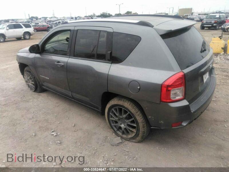 2011 Jeep COMPASS (VIN 1J4NT1FA3BD289139) — photo 3 of 11
