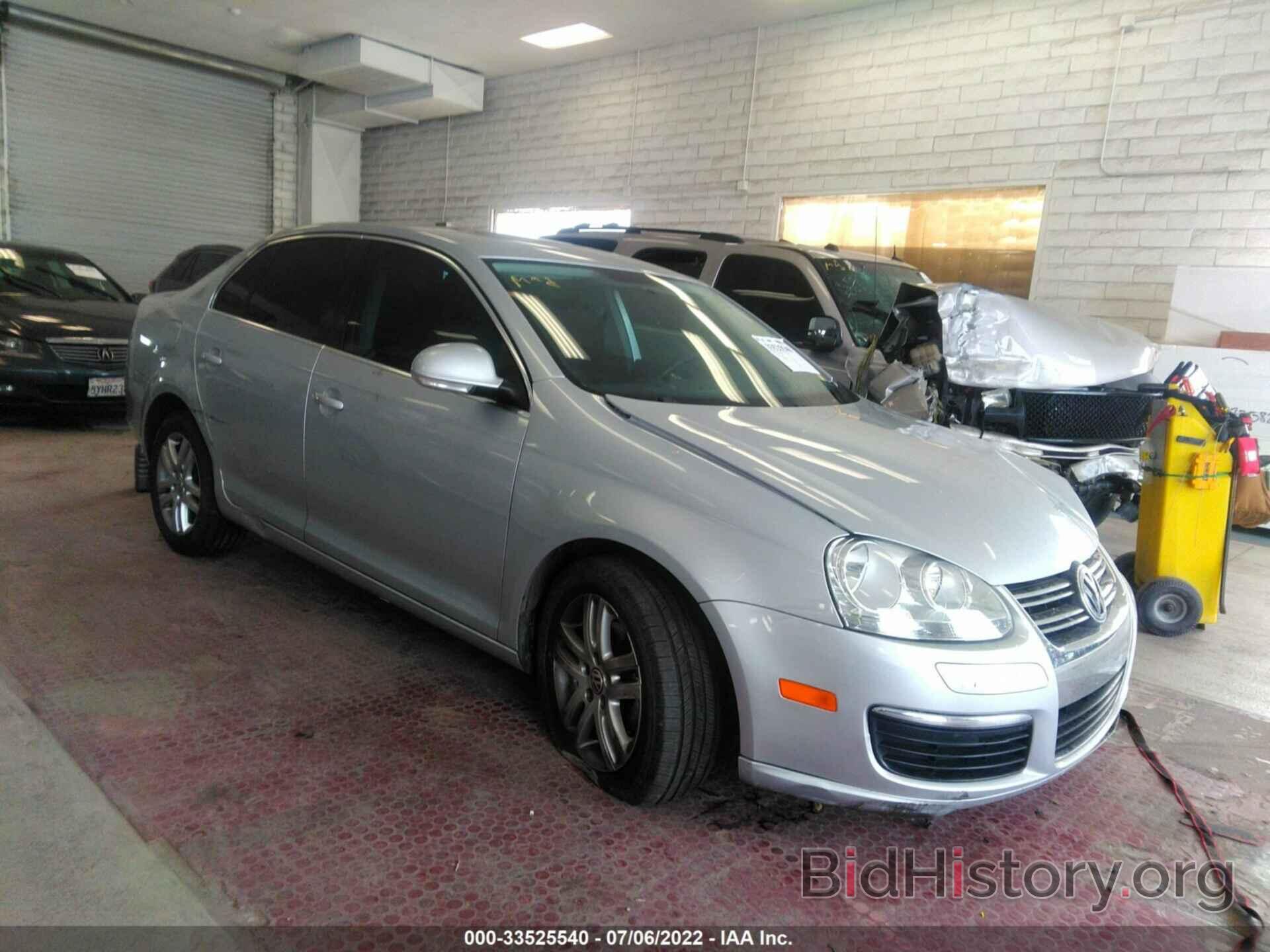 Photo 3VWRL7AJXAM063360 - VOLKSWAGEN JETTA SEDAN 2010