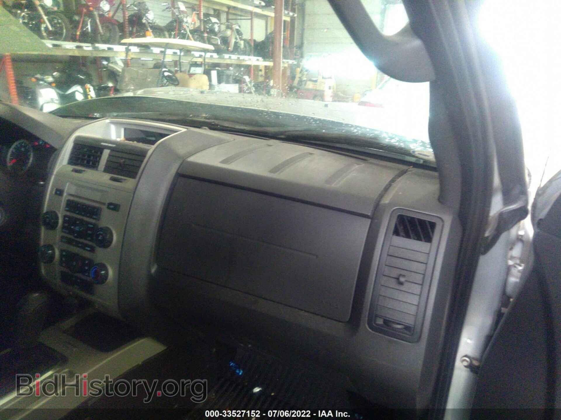 2011 FORD ESCAPE - VIN: 1FMCU0D77BKC31442 - Photo 5