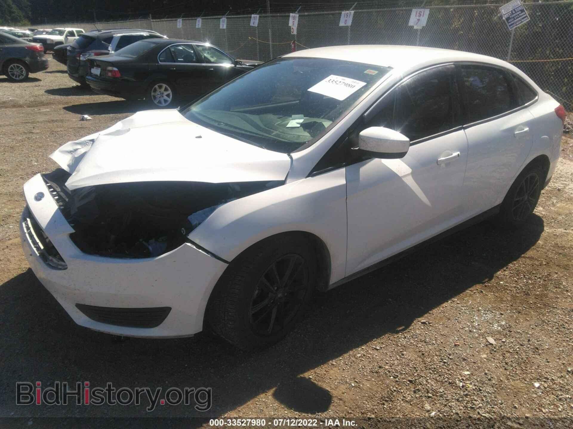 2018 FORD FOCUS - VIN: 1FADP3F23JL295401 - Фото 2