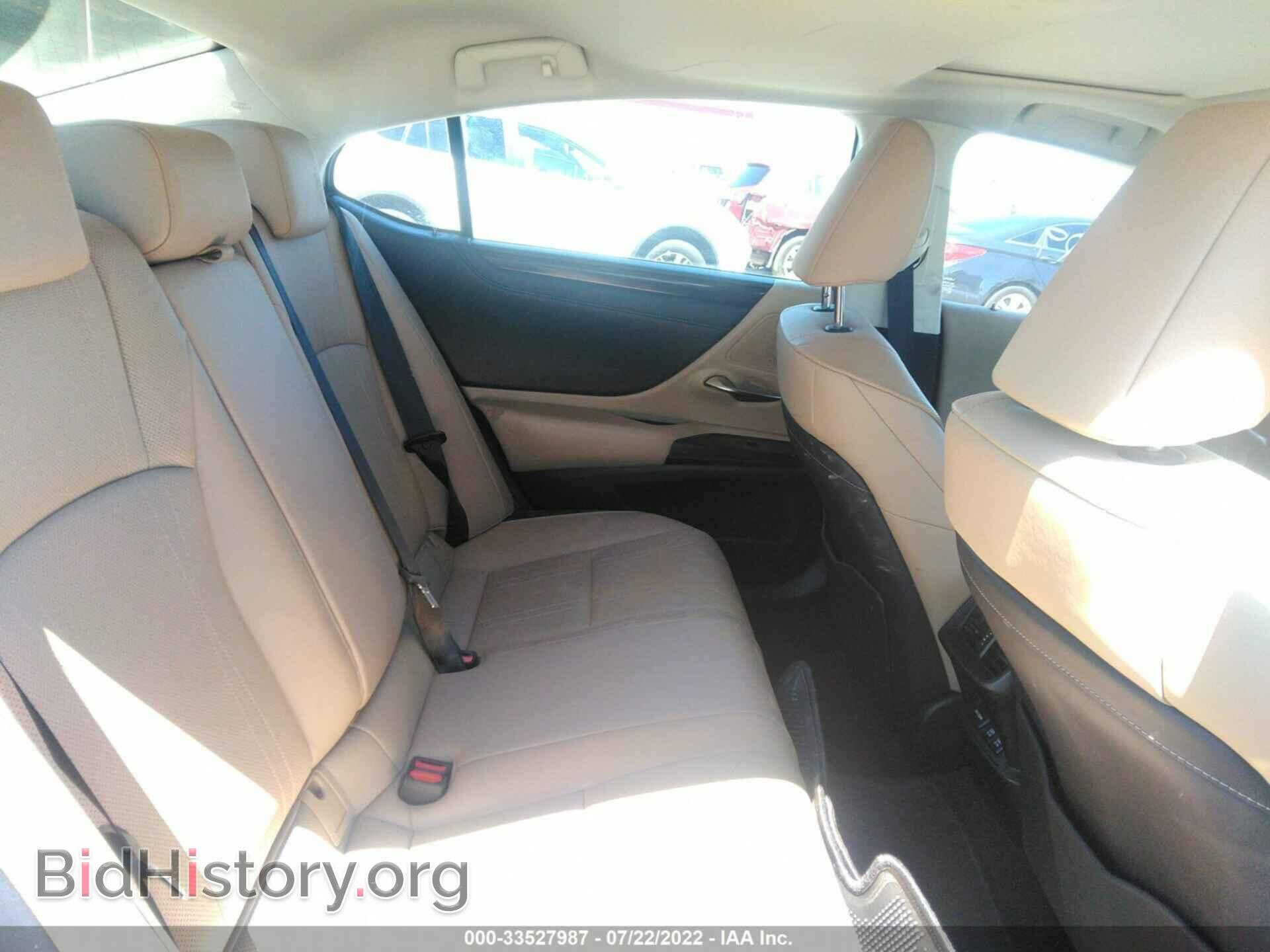 2019 LEXUS ES - VIN: JTHB21B11K2019452 - Фото 8