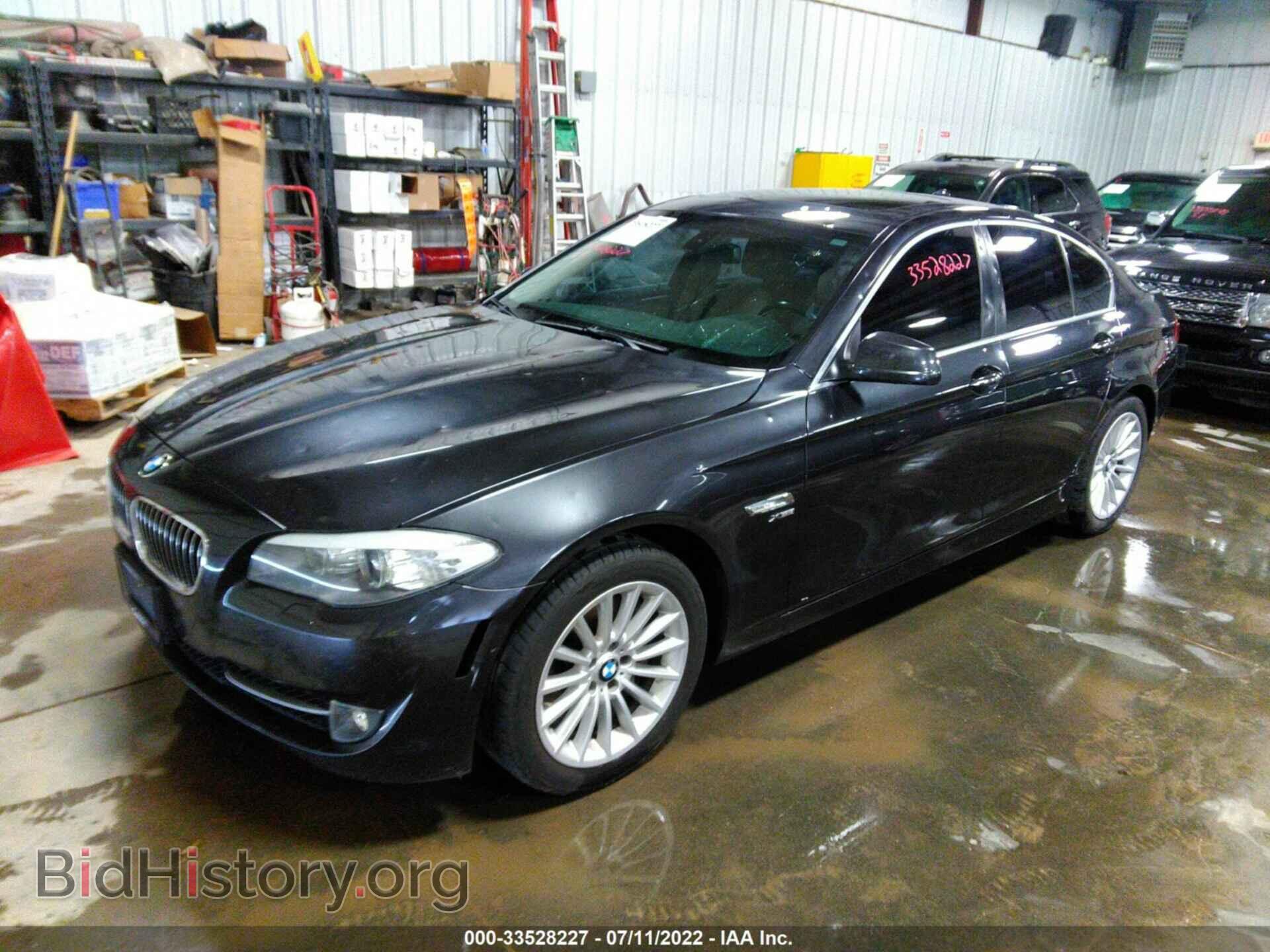 2011 BMW 5 SERIES - VIN: WBAFU7C54BC872405 - Фото 2