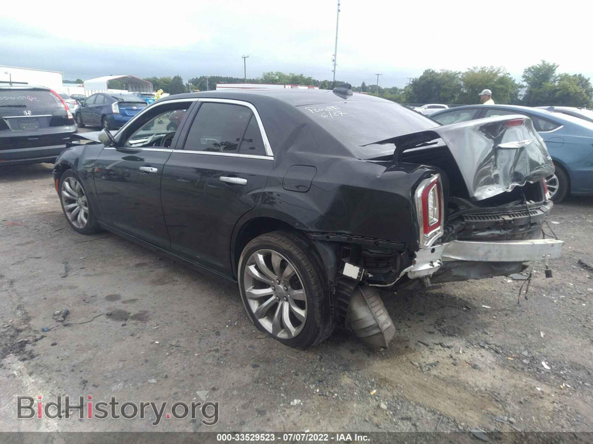 2015 CHRYSLER 300 - VIN: 2C3CCAPT2FH837867 - Фото 3
