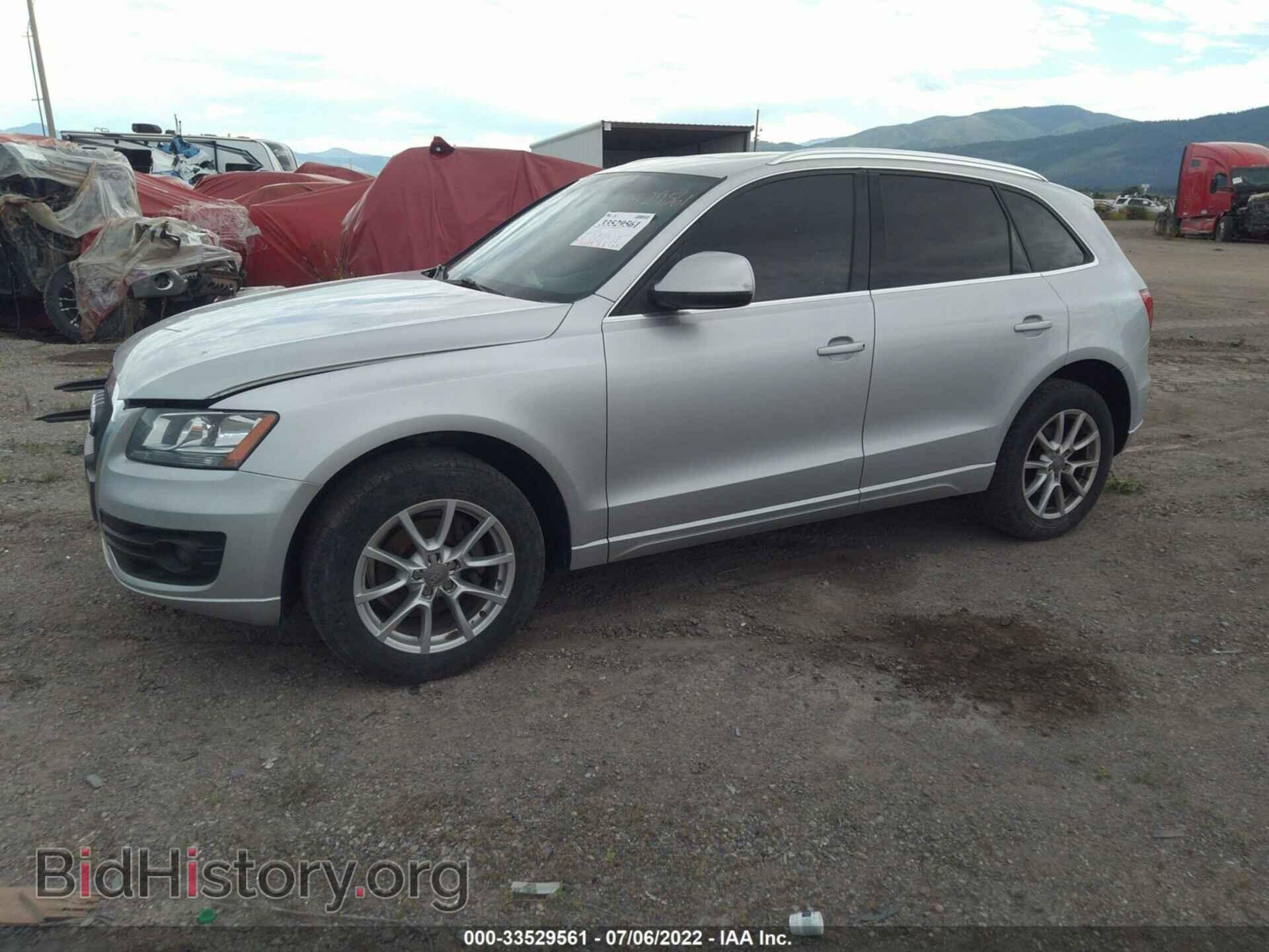2011 AUDI Q5 - VIN: WA1CFAFP2BA095318 - Фото 2
