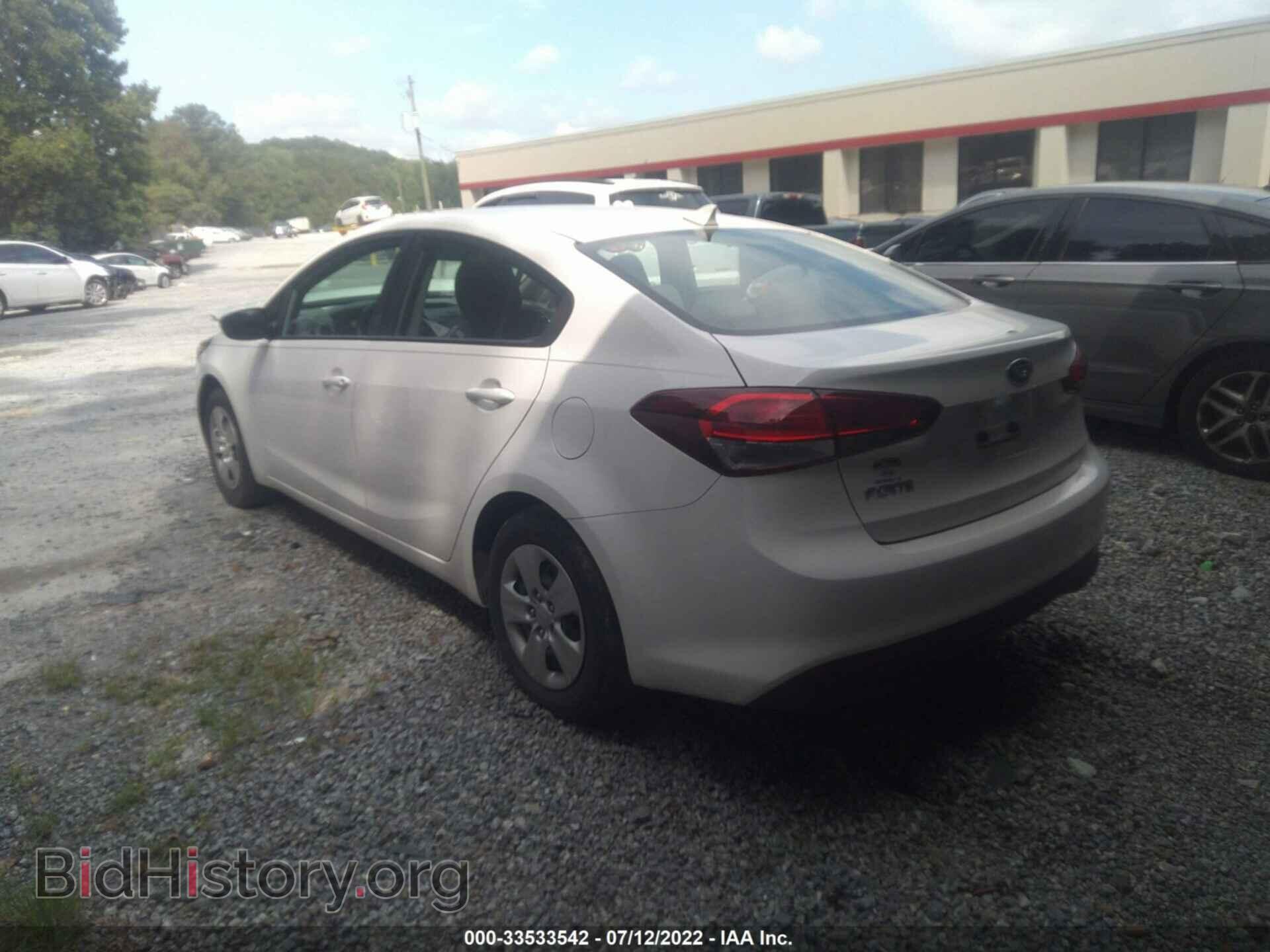 2017 KIA FORTE - VIN: 3KPFK4A78HE142624 - Photo 3