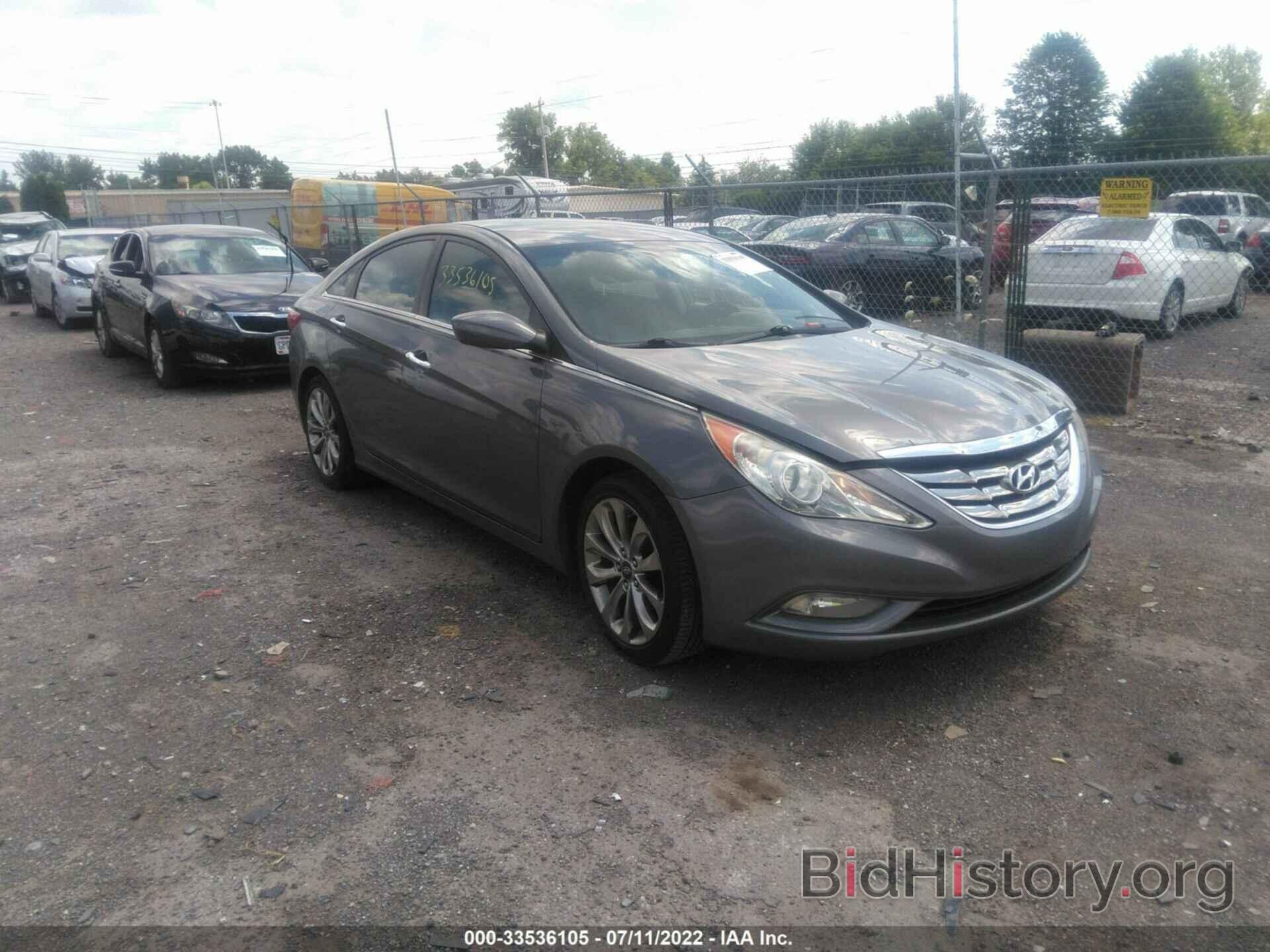 Photo 5NPEC4AC7BH043981 - HYUNDAI SONATA 2011