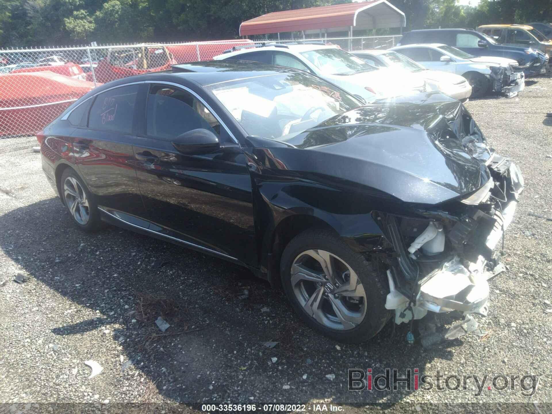 Photo 1HGCV1F46JA225454 - HONDA ACCORD SEDAN 2018