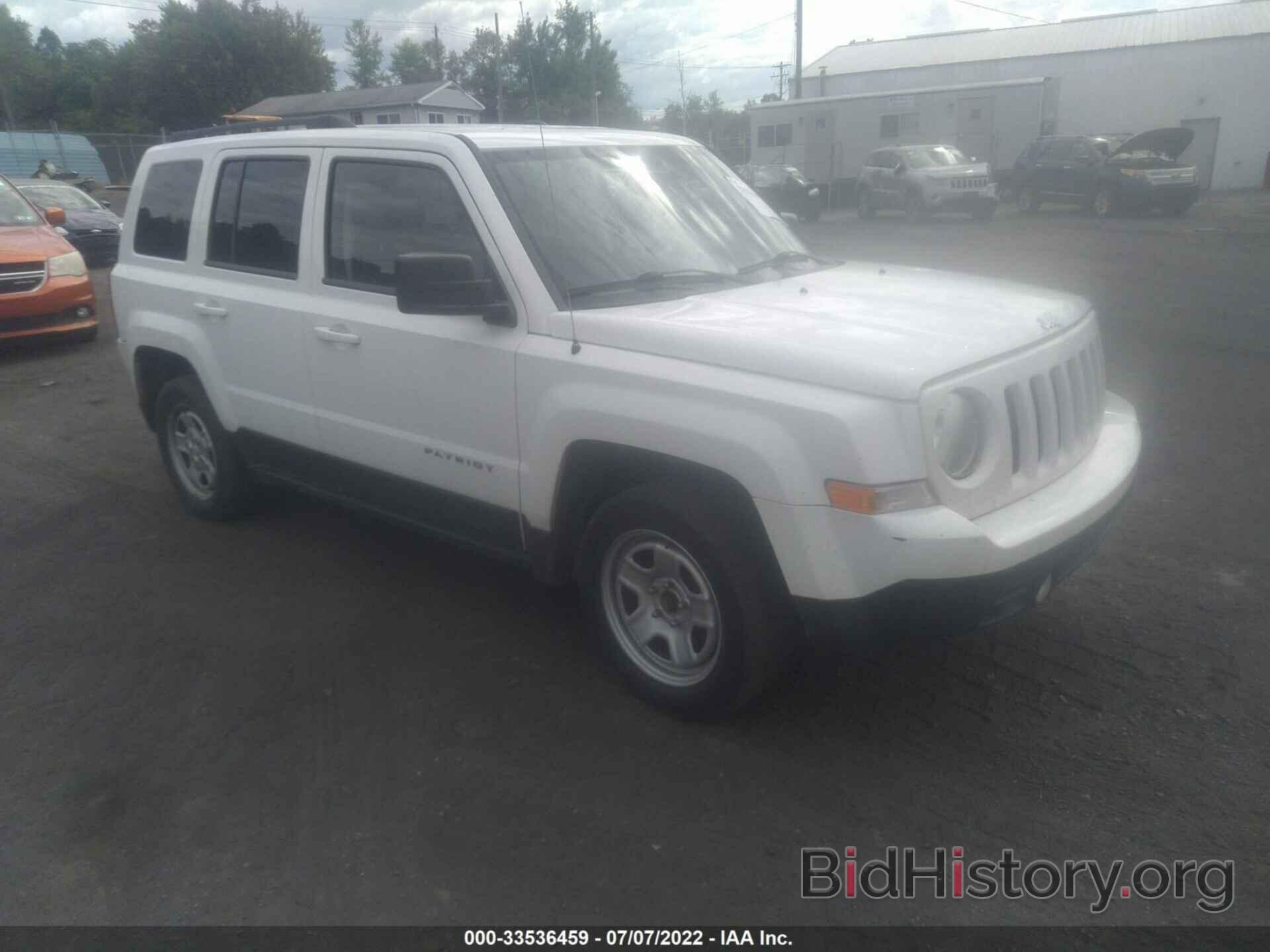 Photo 1C4NJPBBXFD317912 - JEEP PATRIOT 2015