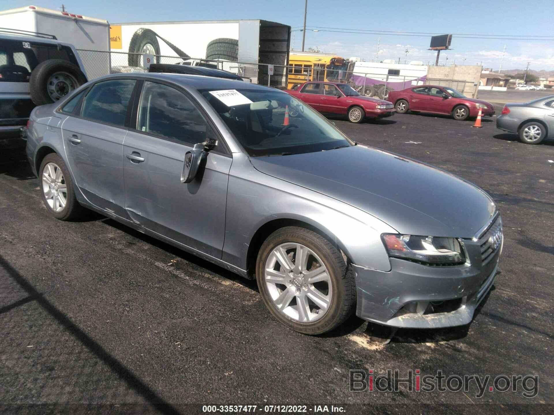 Photo WAUBFAFL5BN036459 - AUDI A4 2011