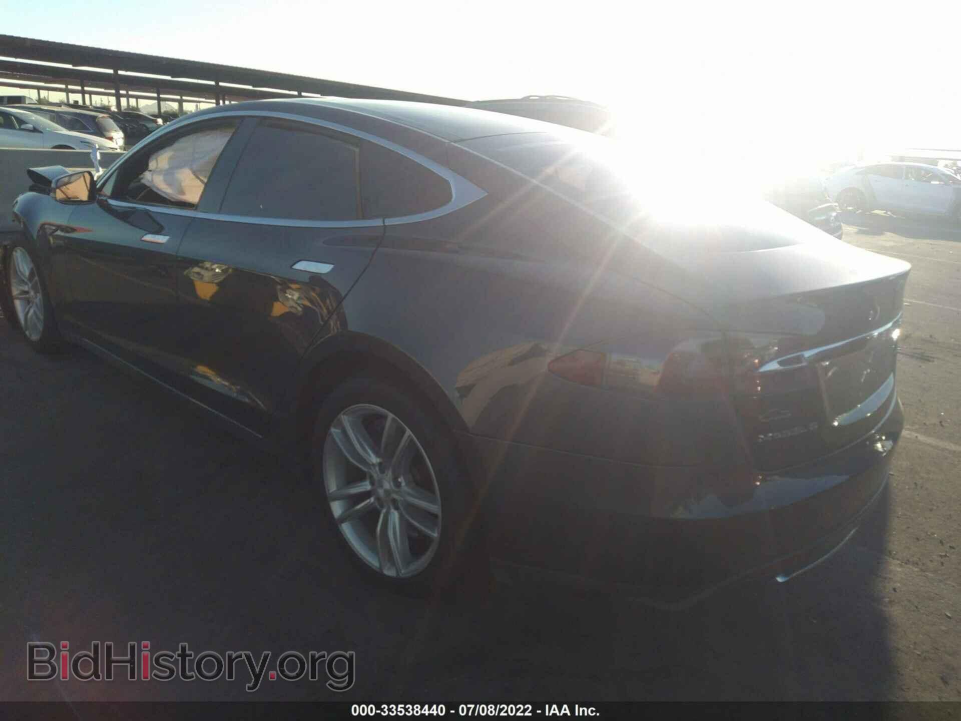 2016 TESLA MODEL S - VIN: 5YJSA1E21GF132587 - Фото 3