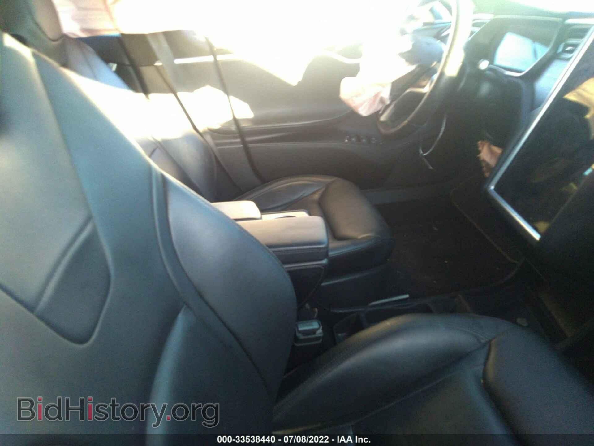 2016 TESLA MODEL S - VIN: 5YJSA1E21GF132587 - Фото 5