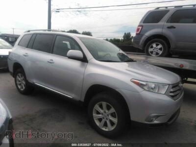 2013 Toyota HIGHLANDER Plus/SE, silver — VIN 5TDBK3EH8DS258868, IAAI