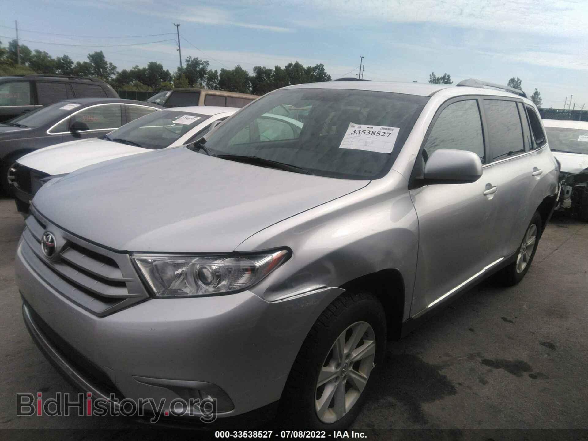 2013 TOYOTA HIGHLANDER - VIN: 5TDBK3EH8DS258868 - Фото 2