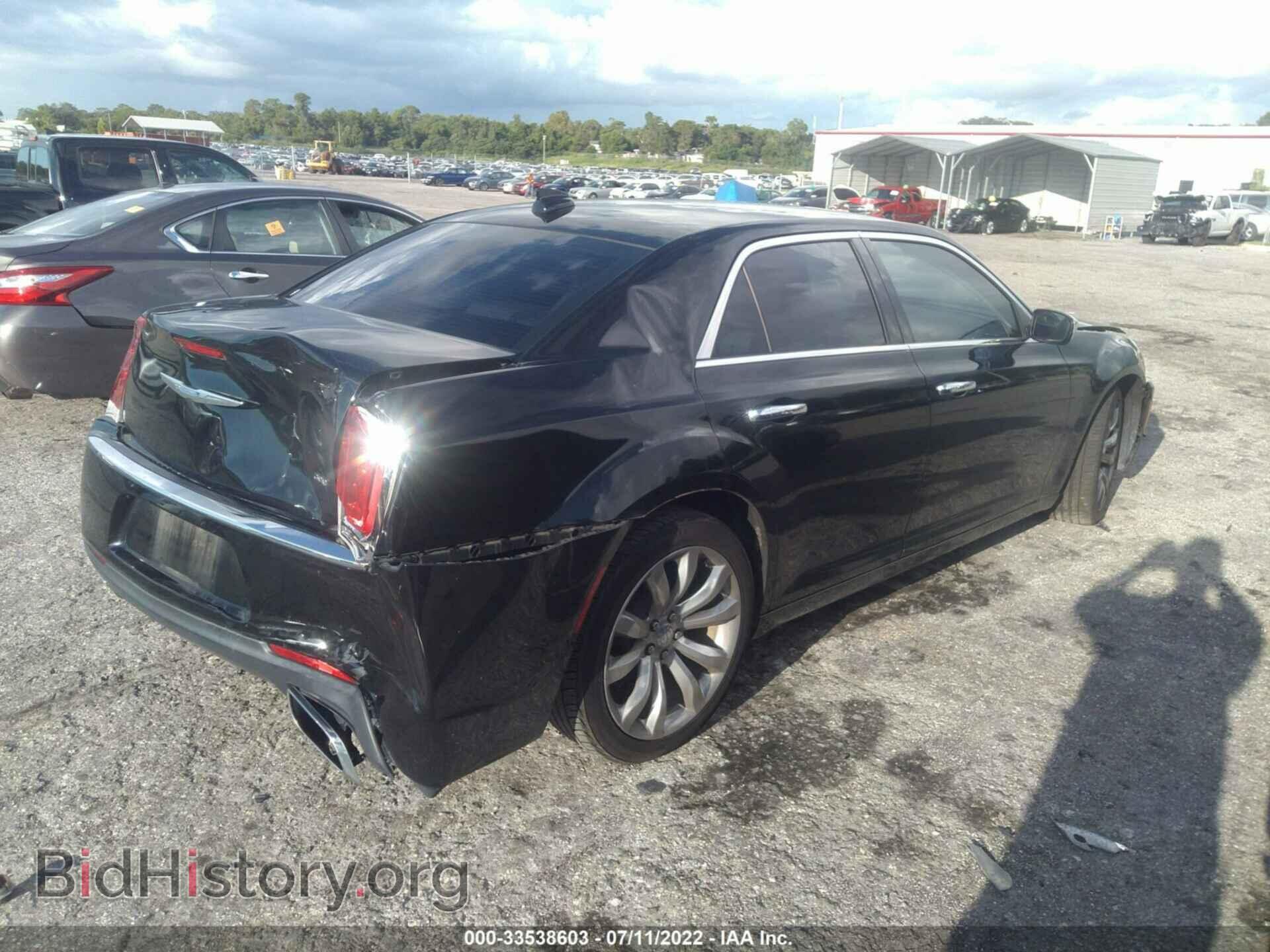 2018 CHRYSLER 300 - VIN: 2C3CCAEG1JH194068 - Фото 4