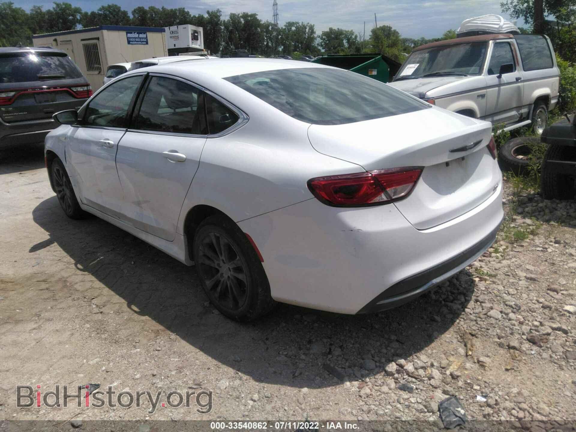 2015 CHRYSLER 200 - VIN: 1C3CCCAB3FN752698 - Фото 3