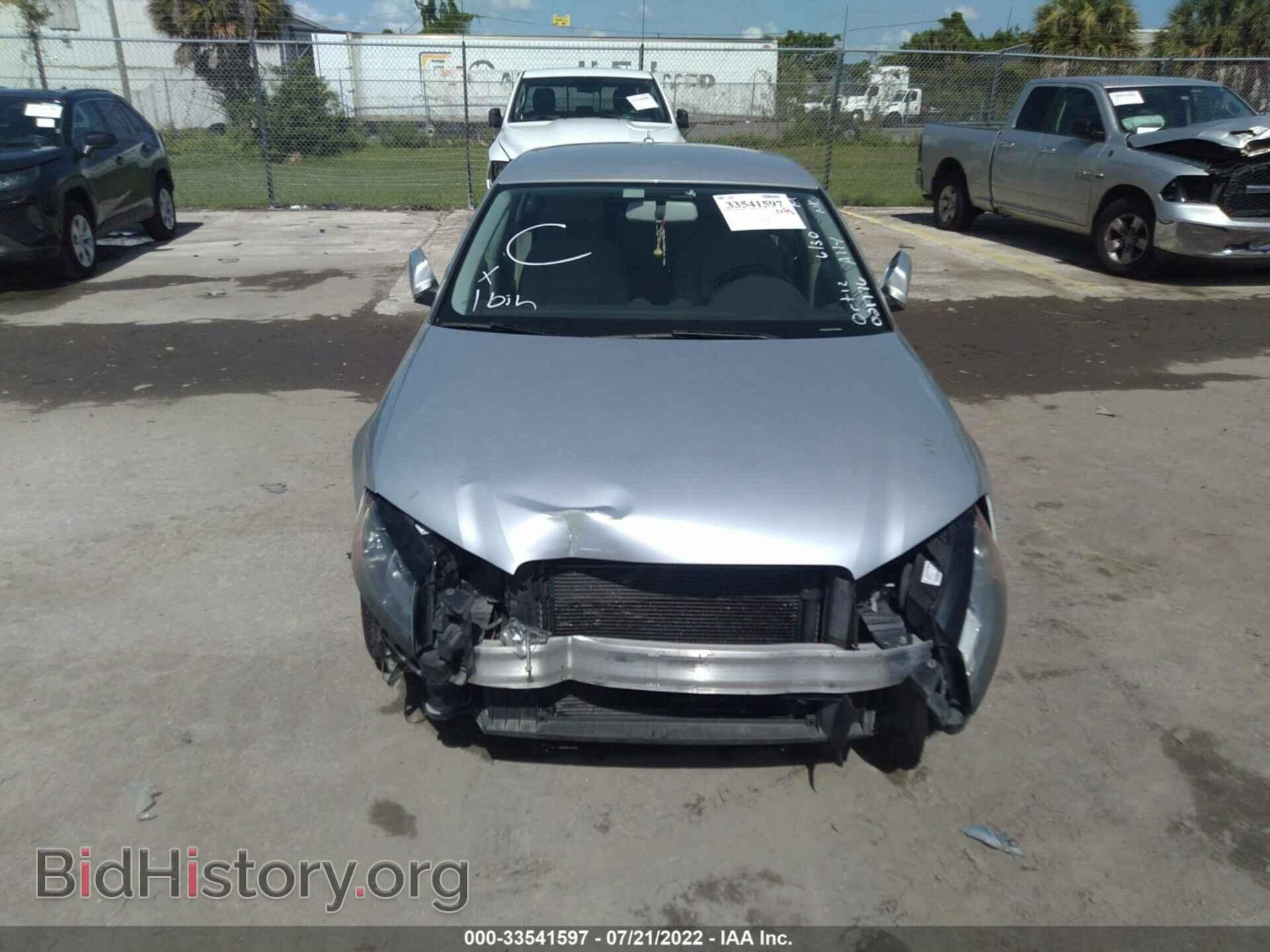 2012 AUDI A3 - VIN: WAUBJAFM8CA021776 - Фото 6