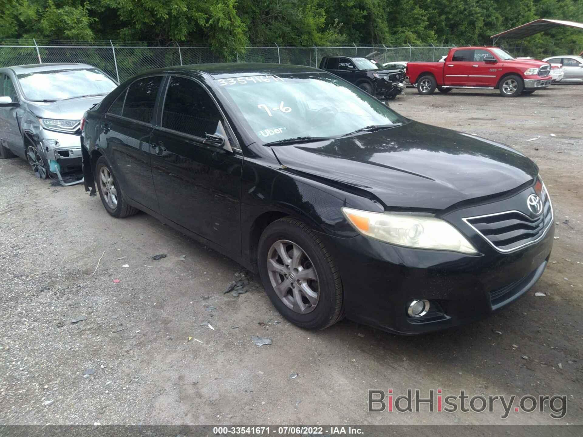 Photo 4T1BF3EK4BU158013 - TOYOTA CAMRY 2011