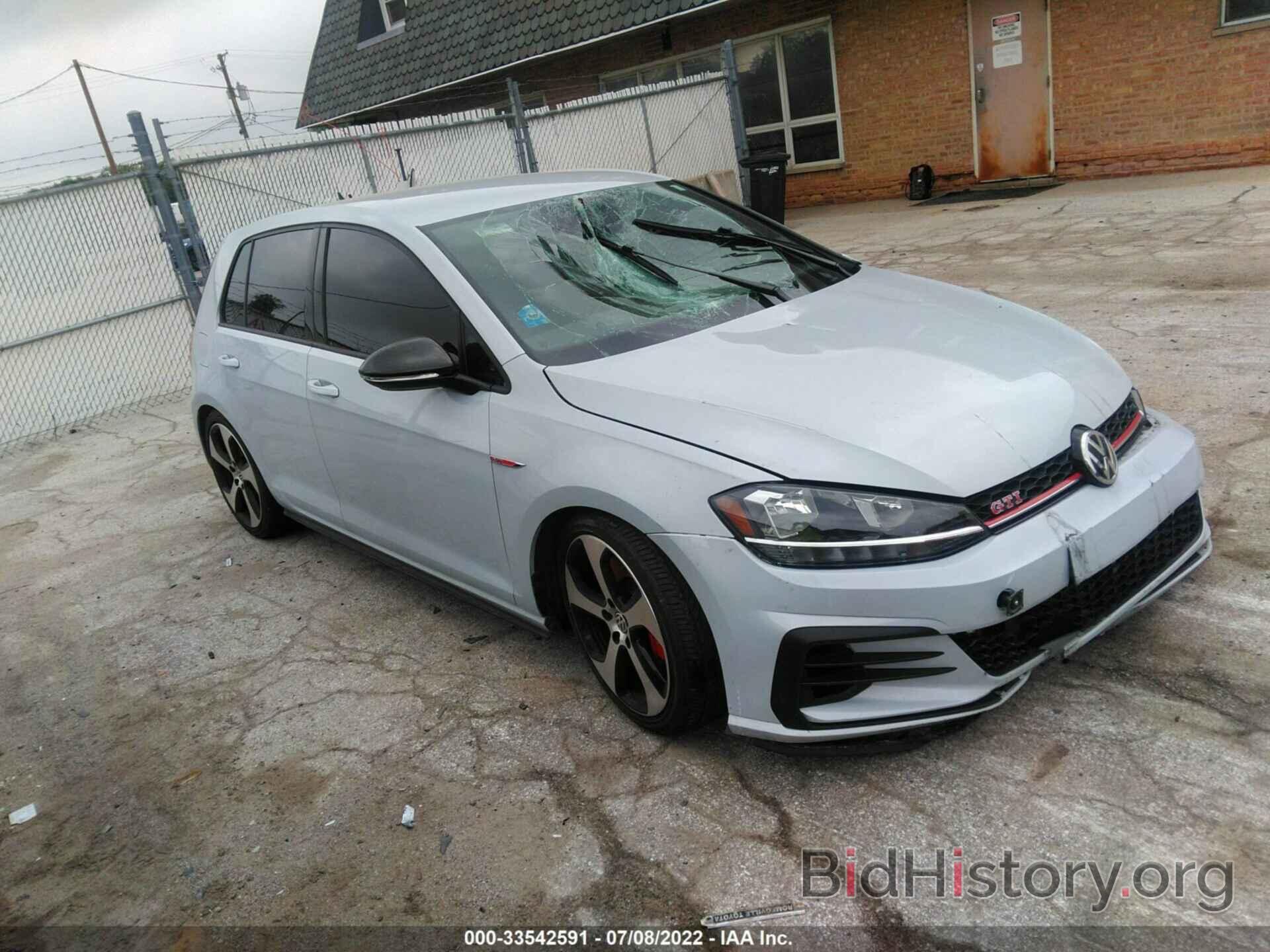 Фотография 3VW5T7AU6KM029524 - VOLKSWAGEN GOLF GTI 2019