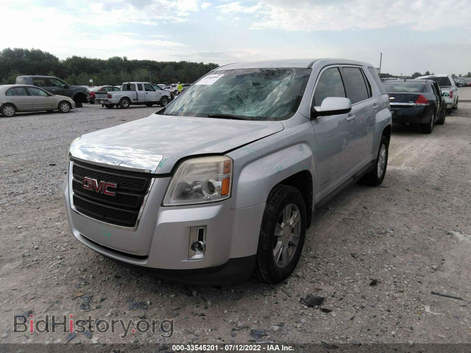2011 GMC TERRAIN - VIN: 2CTFLREC1B6430305 - Photo 2