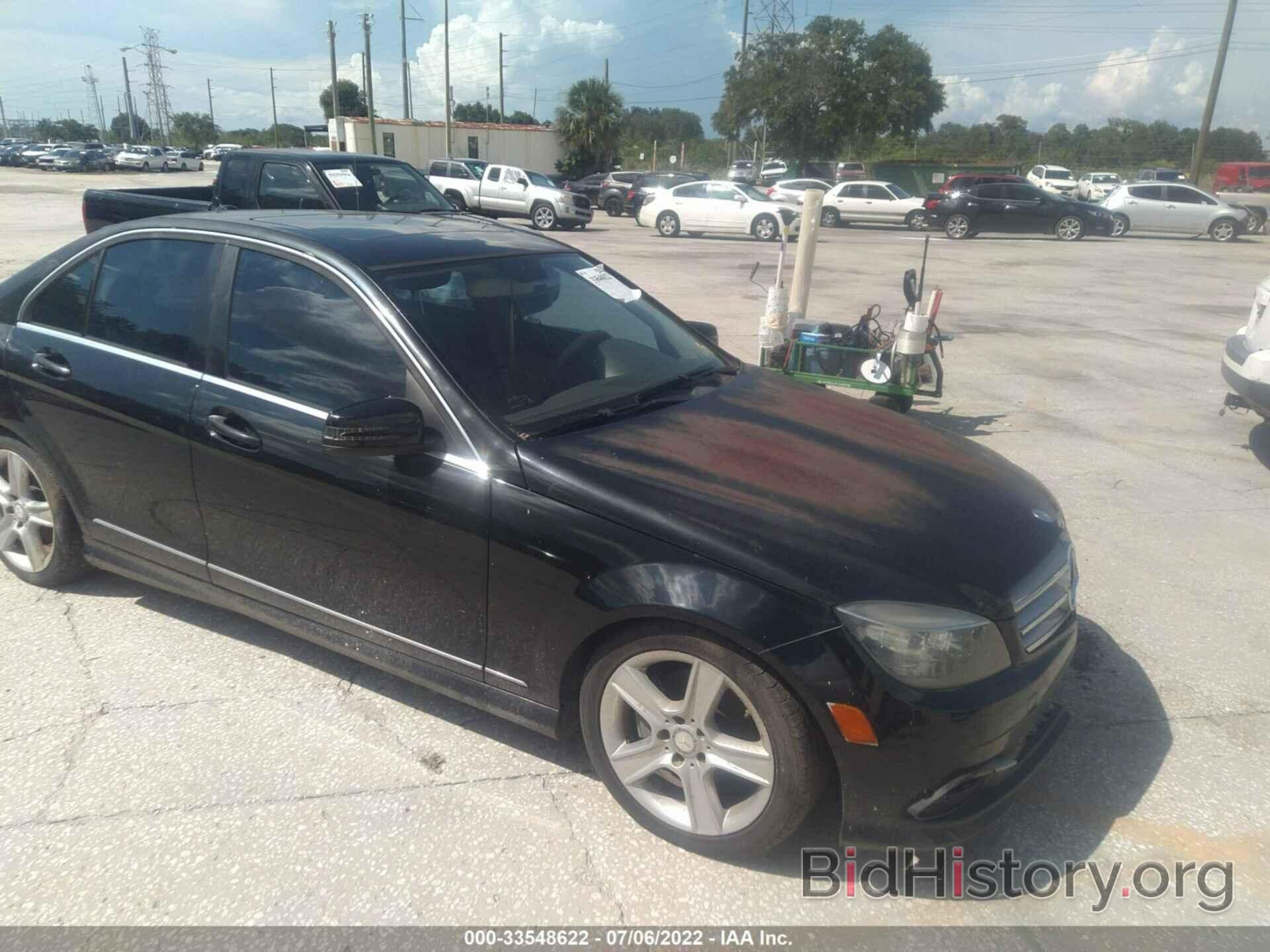 Photo WDDGF8BB4BR165340 - MERCEDES-BENZ C-CLASS 2011