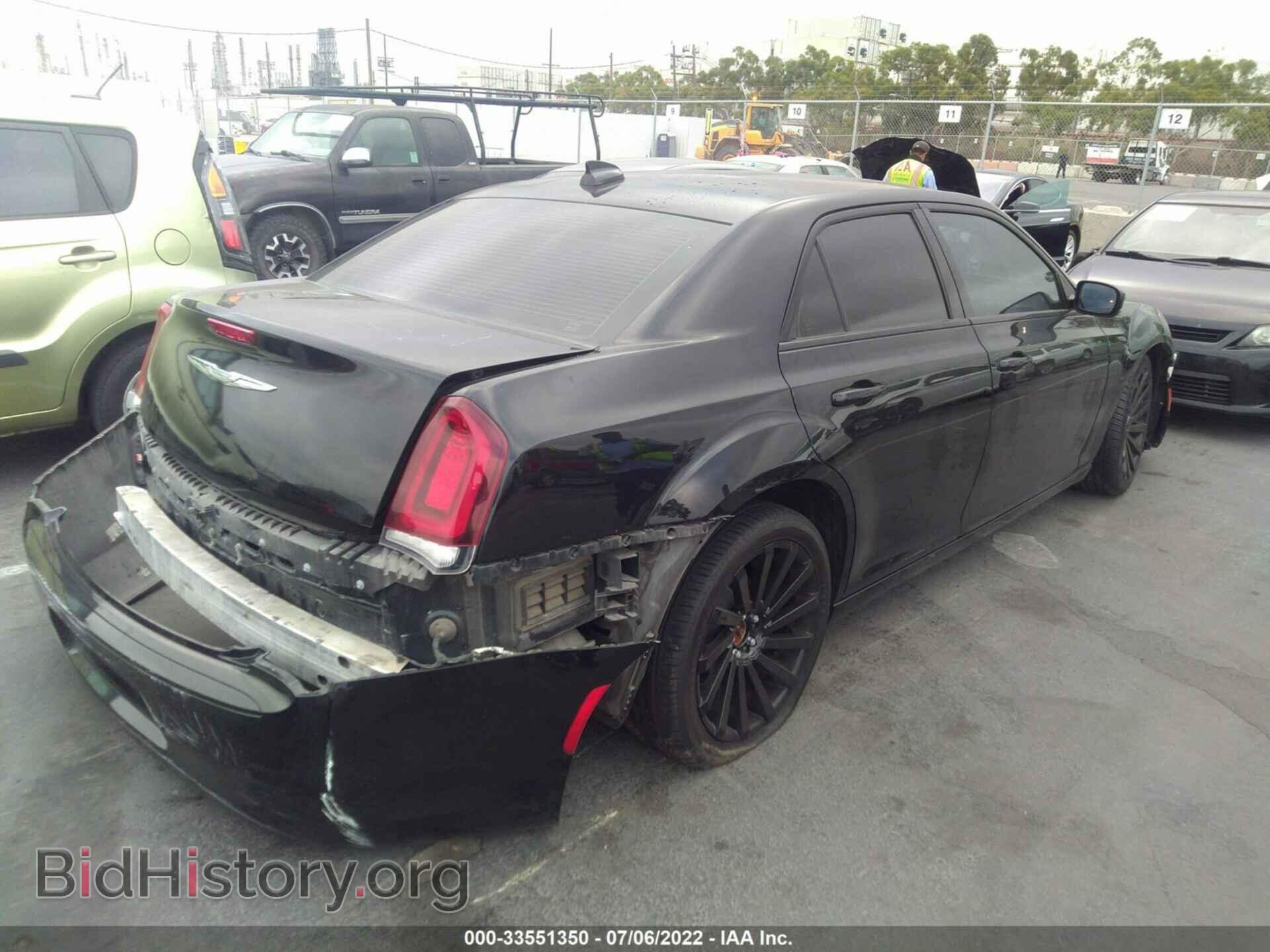 2017 CHRYSLER 300 - VIN: 2C3CCABG0HH577708 - Фото 4