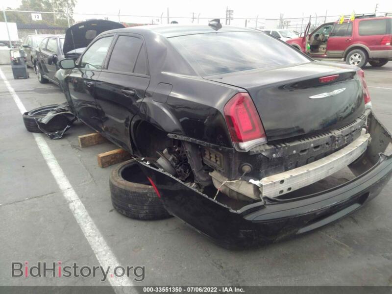 2017 Chrysler 300 (VIN 2C3CCABG0HH577708) — фото 6 из 11